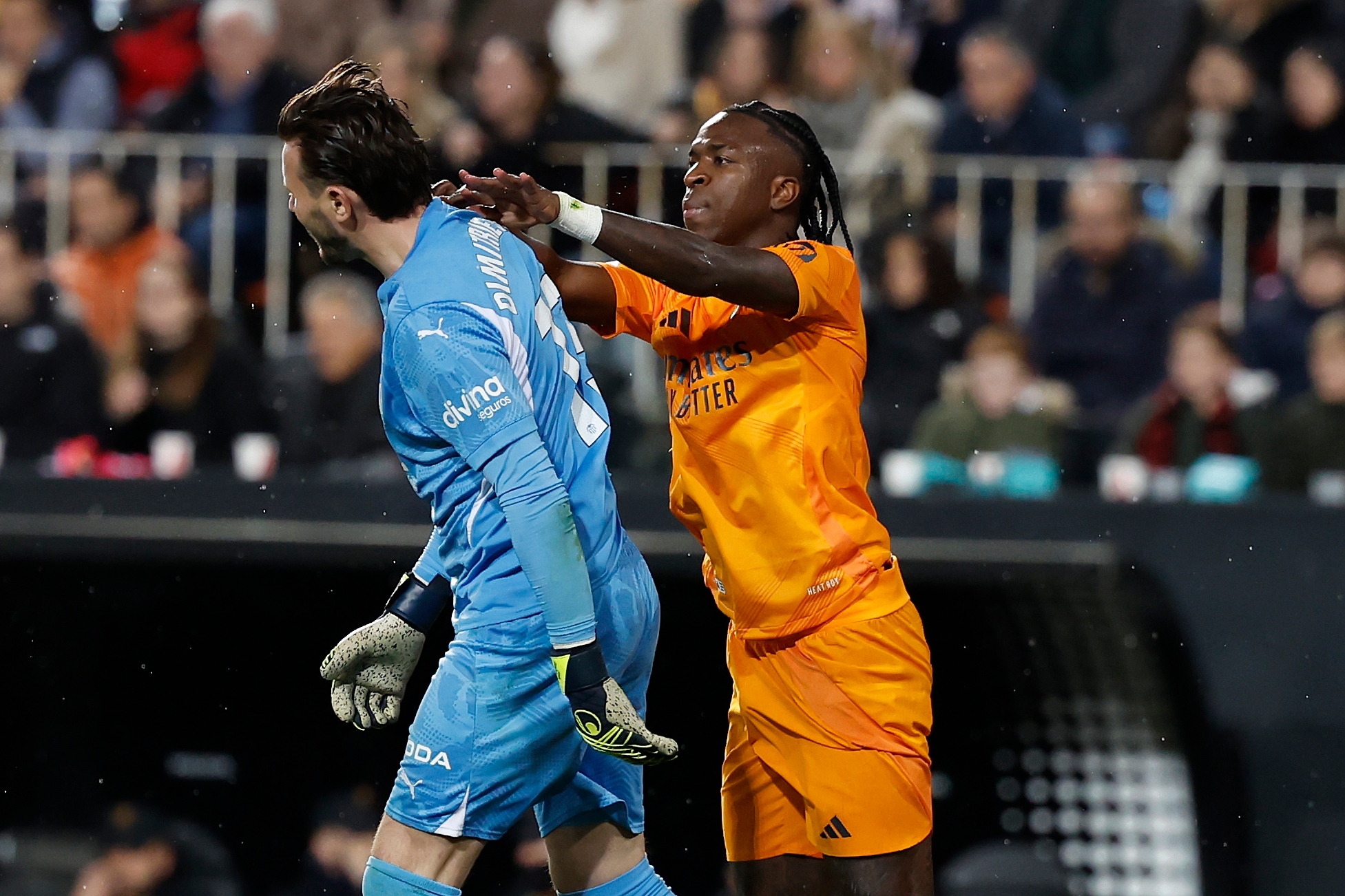 利用泰国队 利用泰国队